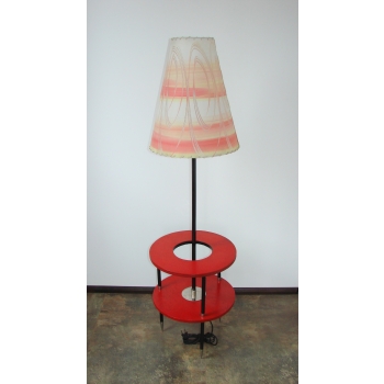 lampa stojąca z półką design PRL czerwony blat